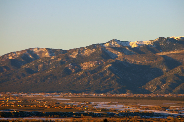 west slopes of Lobo peak