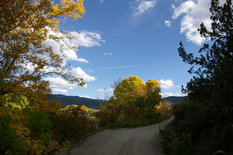 Vista del Valle Road in Llano Quemado