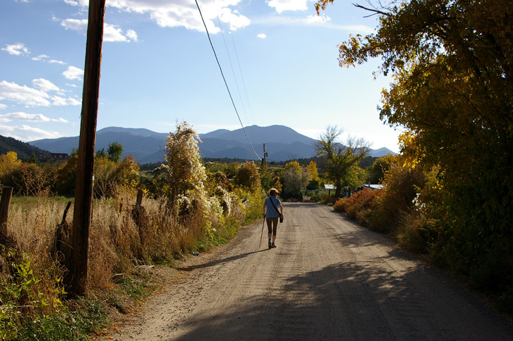 Vista del Valle Road, heading toward Llano Quemado