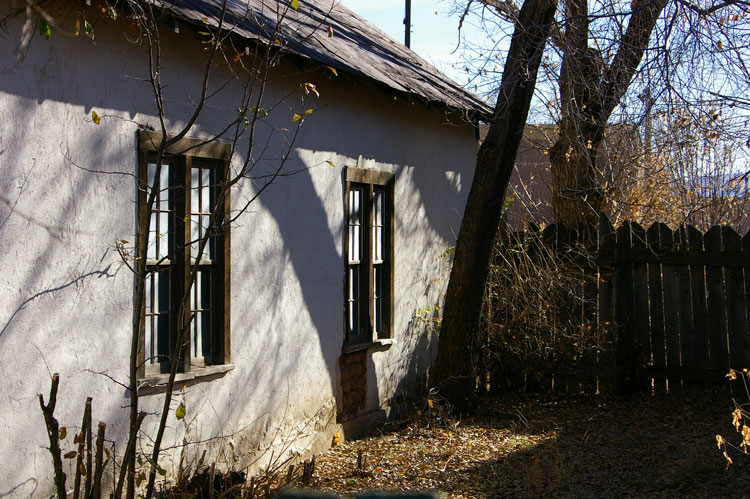 backyard scene, downtown Taos