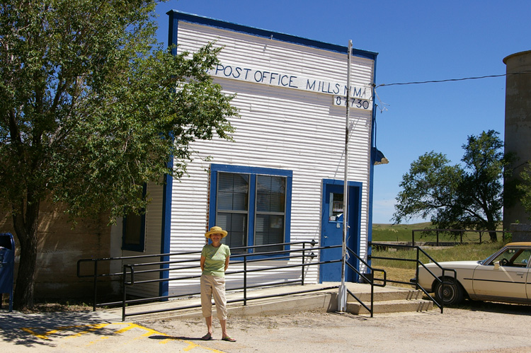 post office in Mills, NM